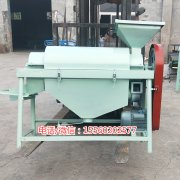 水稻脫芒機，黑龍江水稻打毛機、家用水稻去芒機，水稻脫芒機裝車